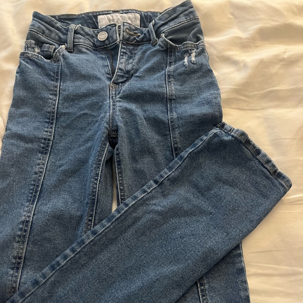Indigo Rein Strsight Leg Slightly Distressed Jeans
